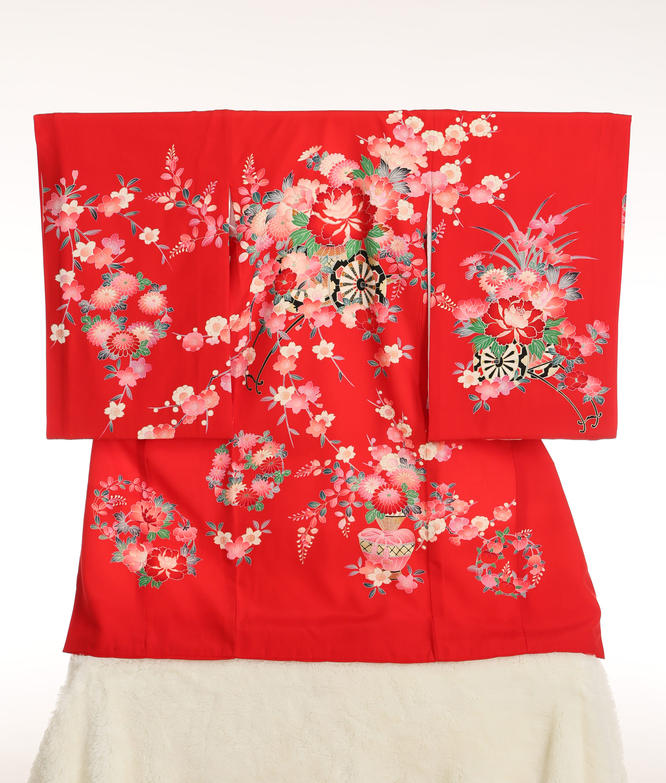赤地花車/桜