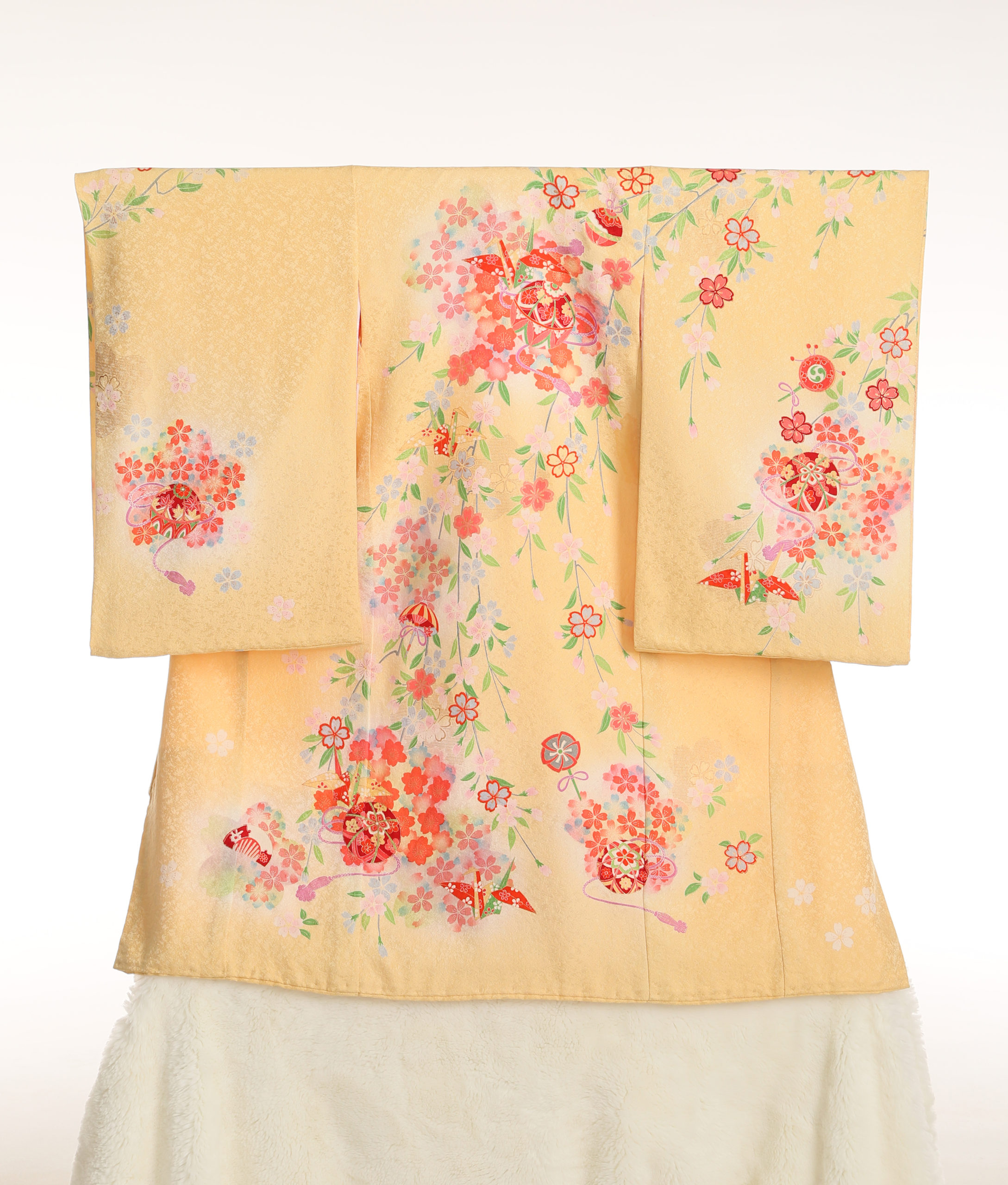 黄しだれ桜